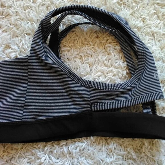 Lululemon splendour stripe bra - Picture 6 of 7